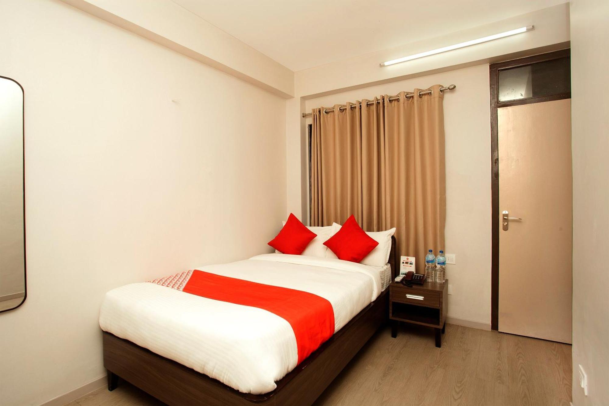Oyo 626 Hotel Himchuli Katmandu Eksteriør bilde
